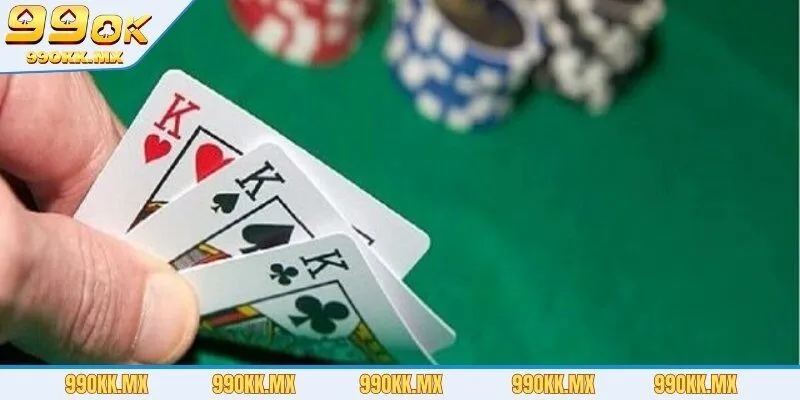 Luật chơi và các hành động cơ bản trong Liêng